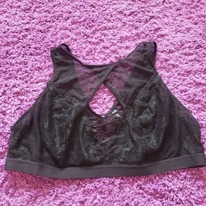 NWOT TORRID Strappy Bralette Sz 3